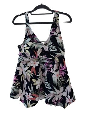 Kona Sol Black Floral V-Neck Tankini Top